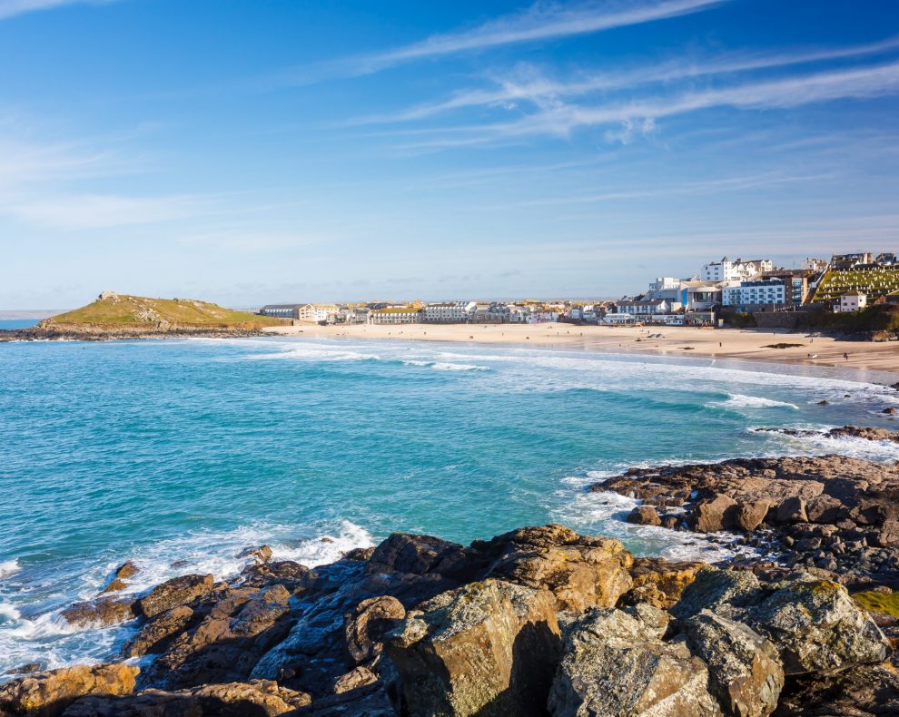 Overlooking,The,Golden,Sandy,Porthmeor,Beach,St,Ives,Cornwall,England